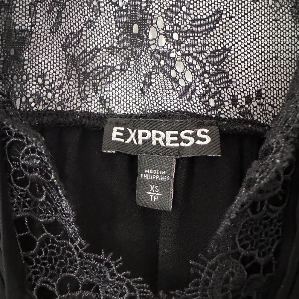 Express Ruffle Lace Sleeveless Top - Picture 3 of 6